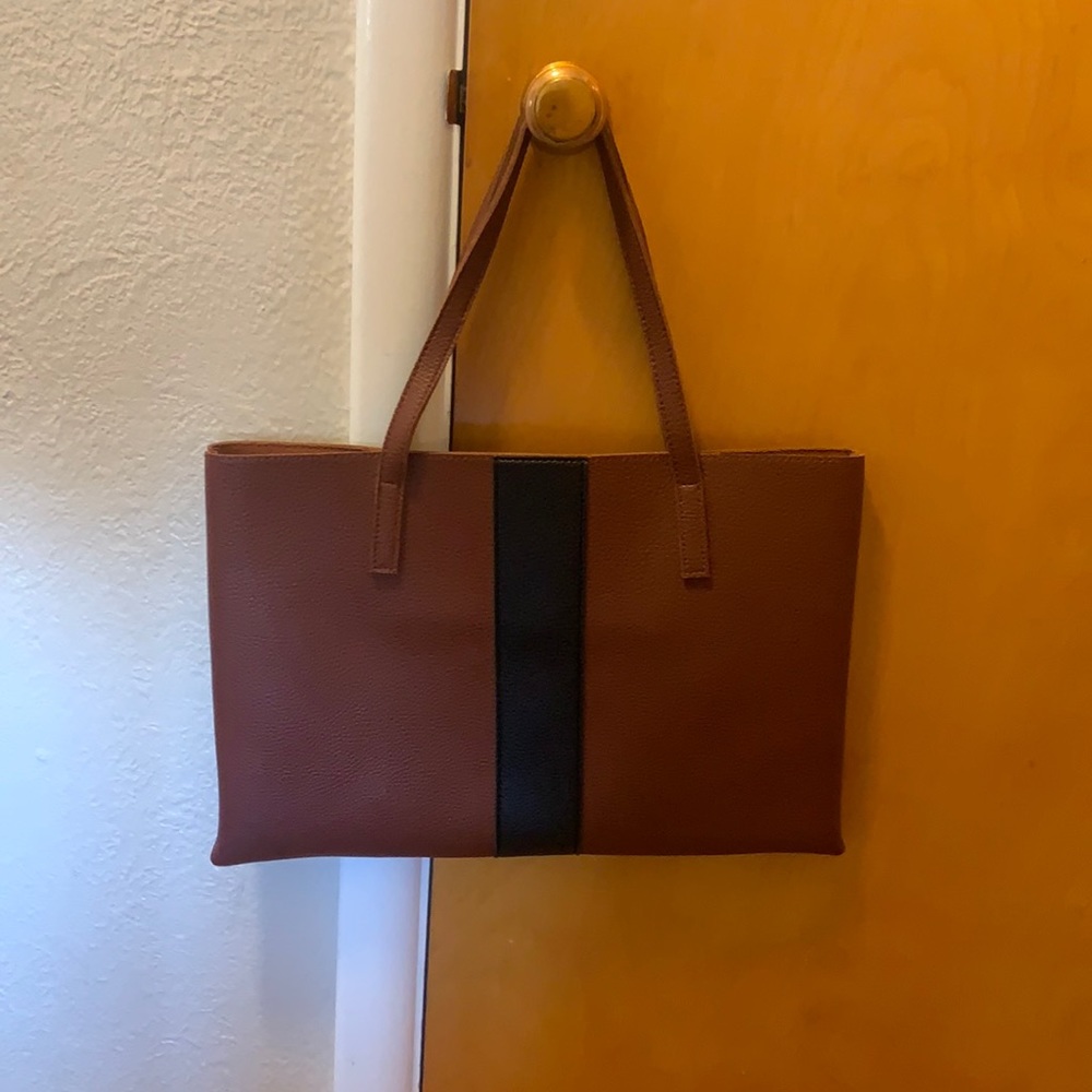 VINCE CAMUTO TOTE